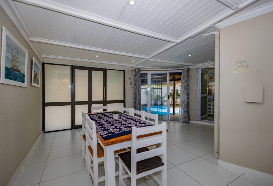 3 Bedroom Property for Sale in Plattekloof Glen Western Cape